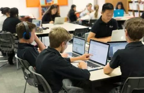 去日本留学有什么好处 日本有哪些好的学校 菠萝在线国际教育