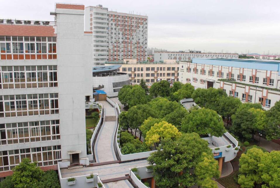 上海alevel学校商务